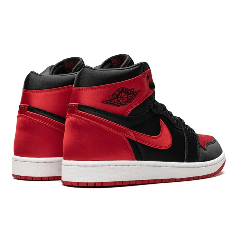 Air Jordan 1 Retro High OG Satin Bred