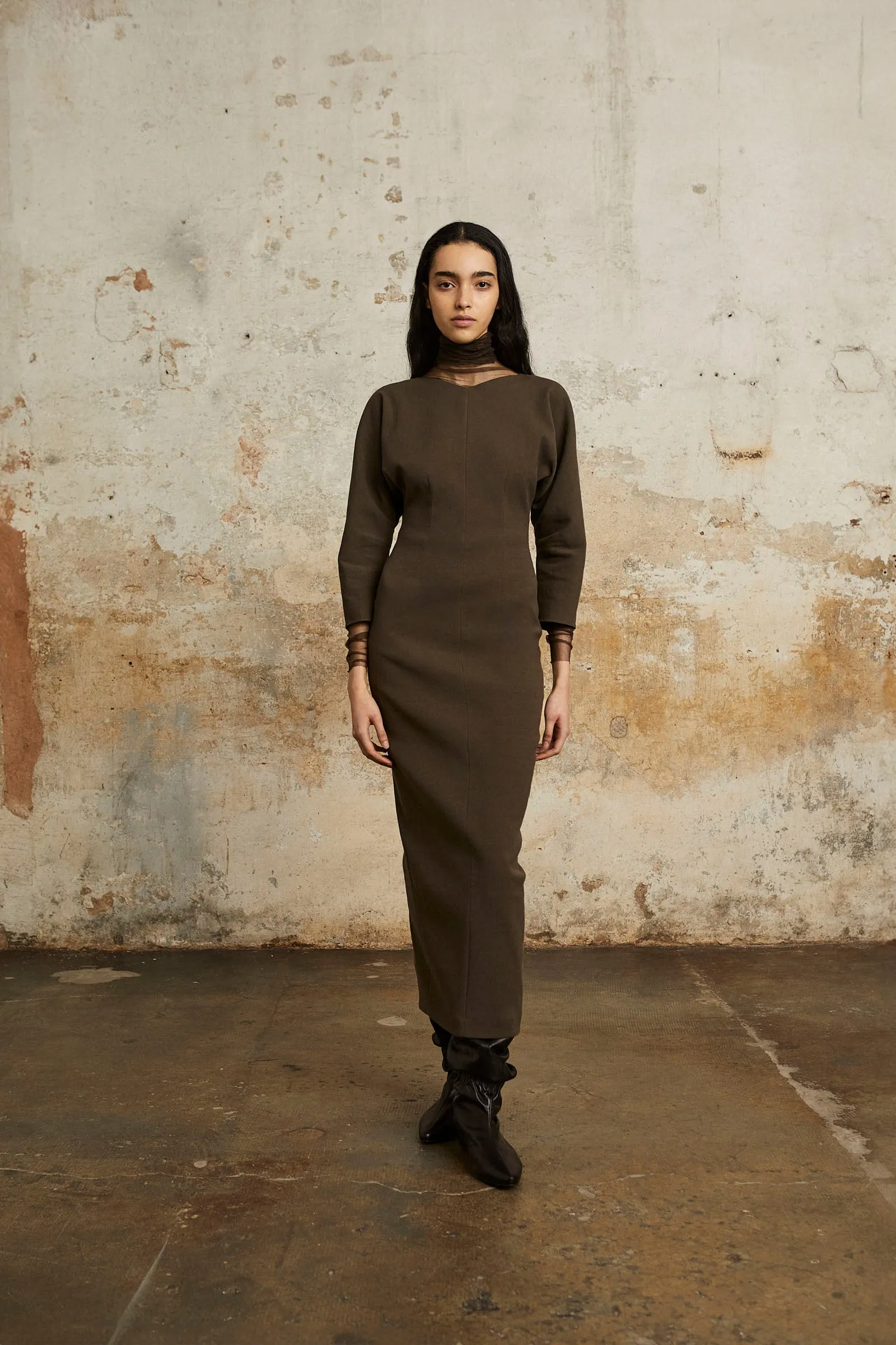 Bawa, brown fitted dress