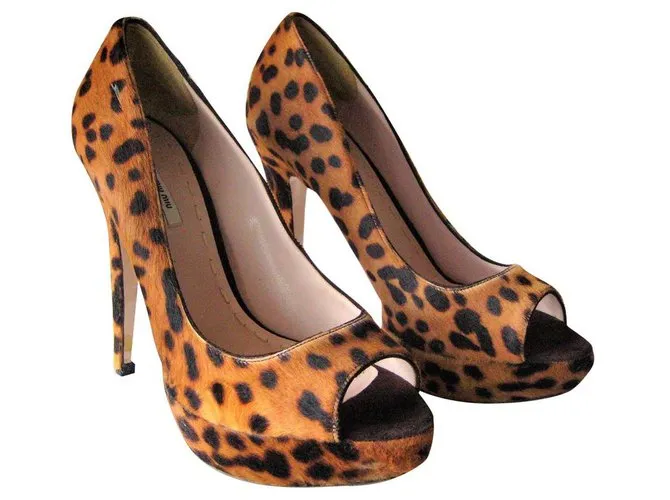 Bombas Peeptoe Leu Miu Miu Estampado de leopardo 