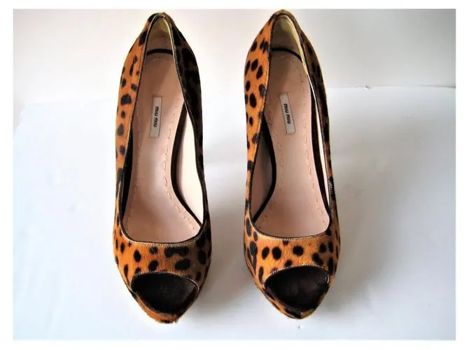 Bombas Peeptoe Leu Miu Miu Estampado de leopardo 