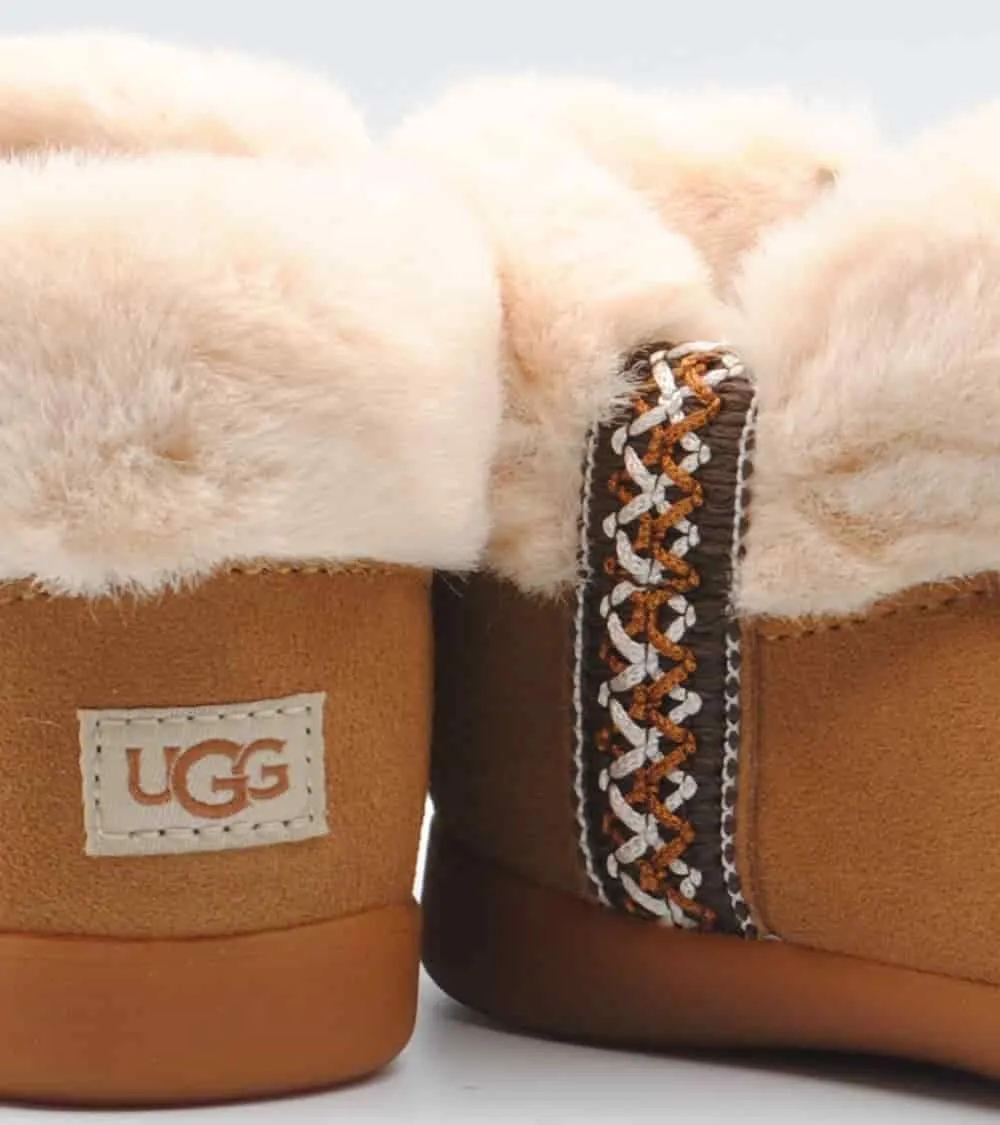 BOTITAS UGG NIÑA DREAMEE BOOTIE CHESTNUT PELO