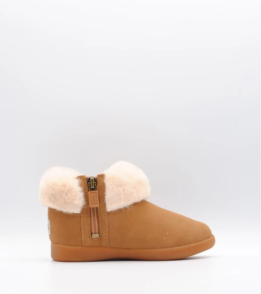 BOTITAS UGG NIÑA DREAMEE BOOTIE CHESTNUT PELO