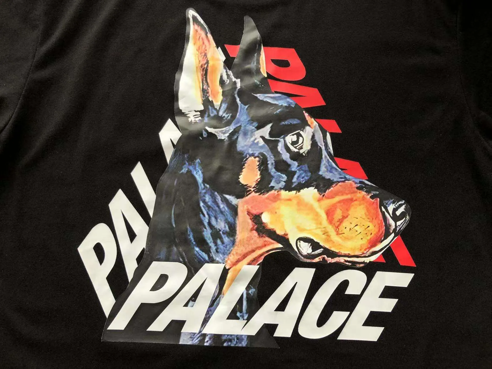 Camiseta Palace Doverman