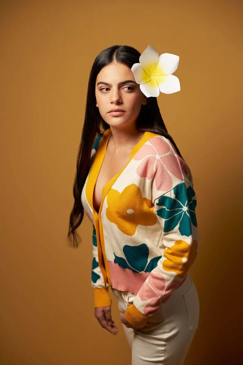 Chaqueta corta mujer con flores