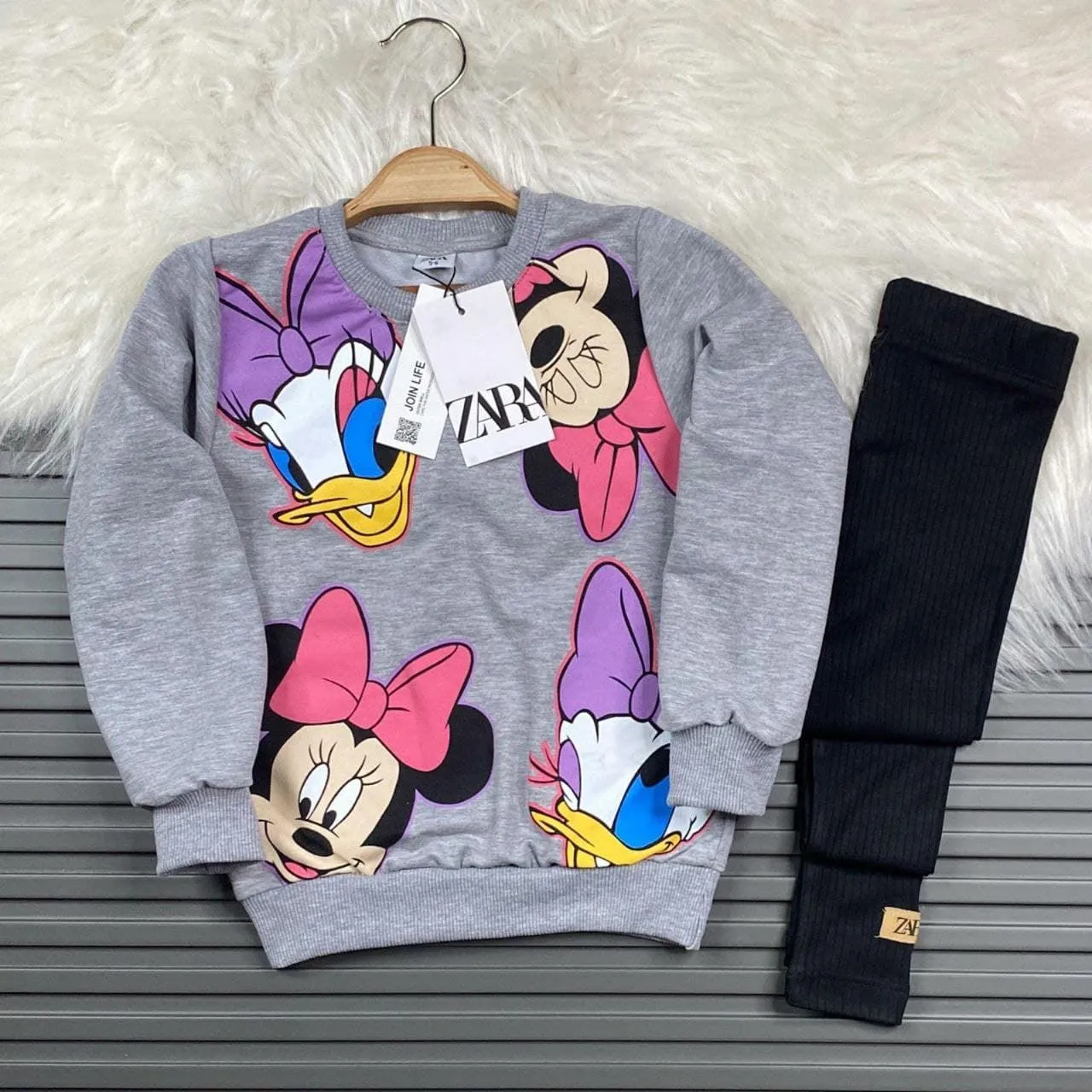 Conjunto Minnie y Daisy