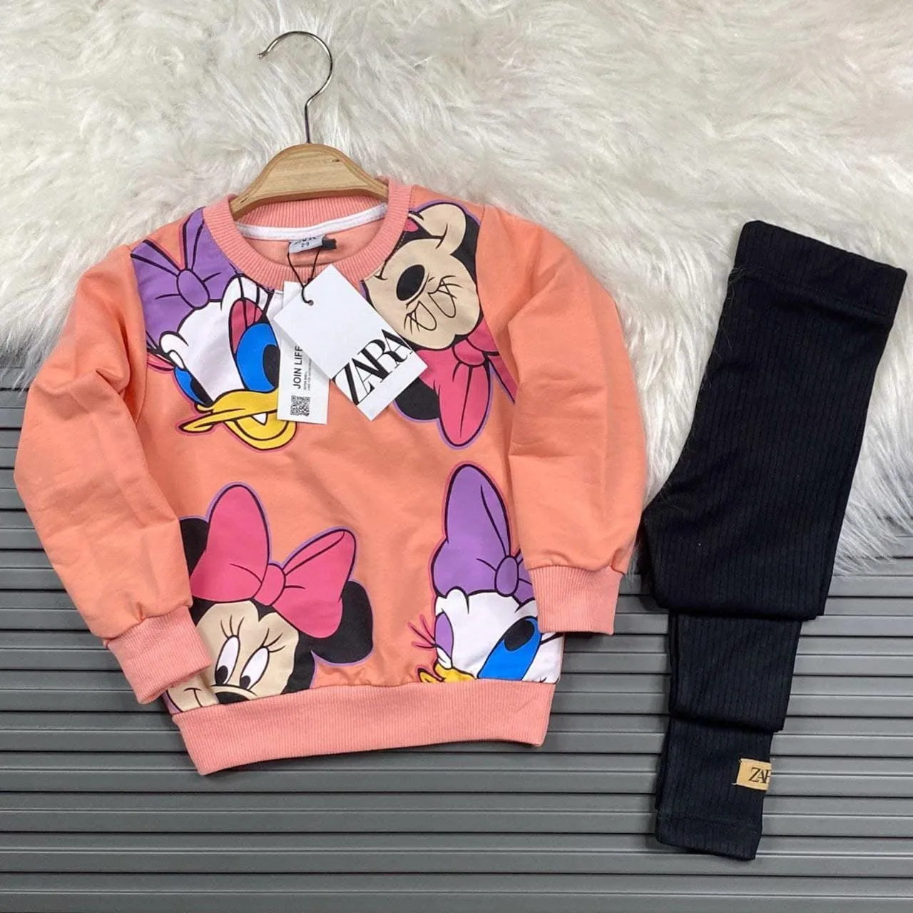 Conjunto Minnie y Daisy