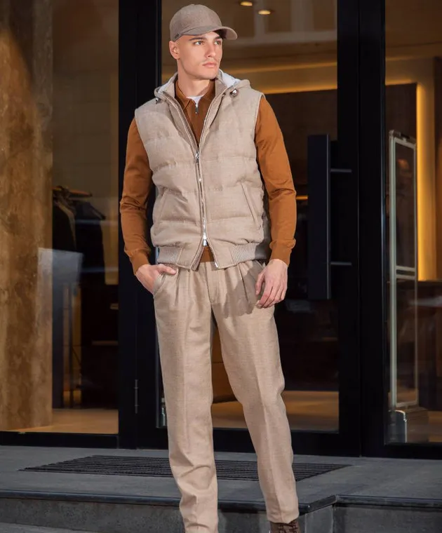 Enrico Mandelli Beige pants made of wool and cashmere with snaps