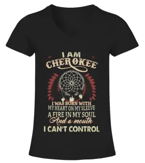 NATIVE AMERICAN I AM CHEROKEE Camiseta cuello pico Mujer