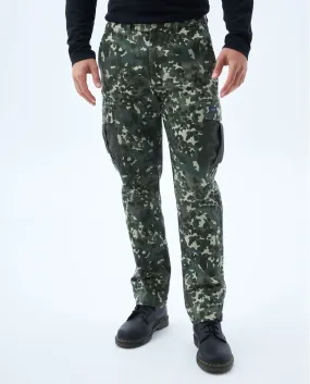 Pantalón tipo cargo para hombre