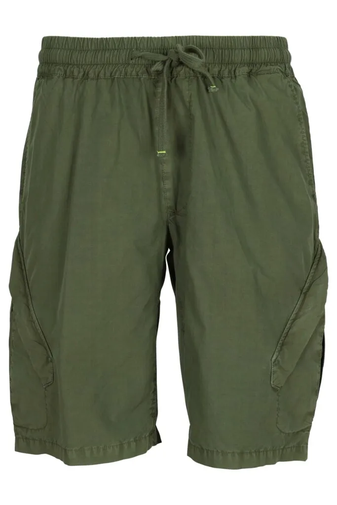 Pantalón verde militar corto con resorte