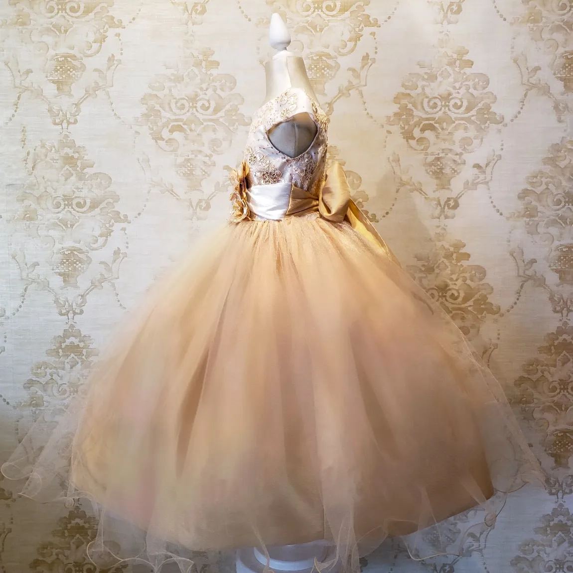 Vestido de Niña Fiesta Oro con Blanco Encaje Elegante Talla 10 a 12 Años