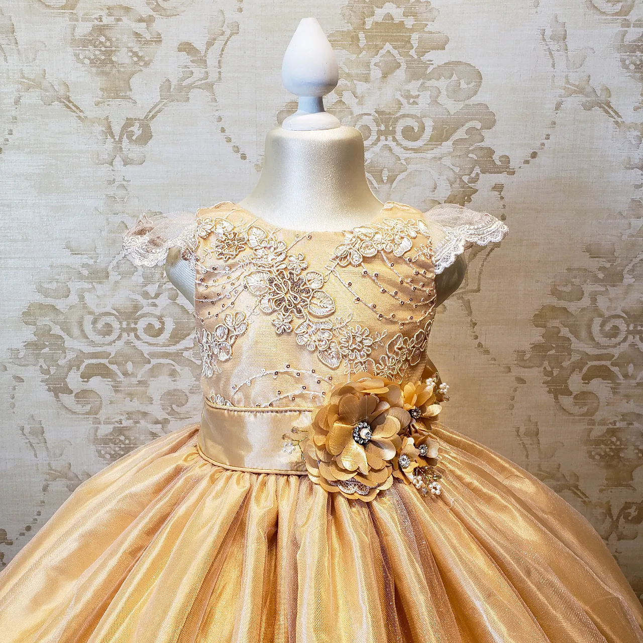 Vestido de Niña Fiesta Oro con Encaje Oro Elegante Talla 4 a 8 Años