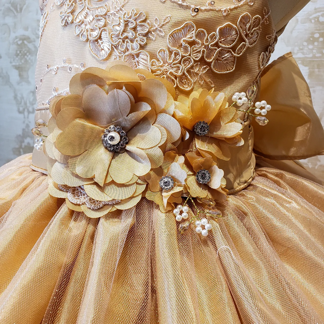 Vestido de Niña Fiesta Oro con Encaje Oro Elegante Talla 4 a 8 Años