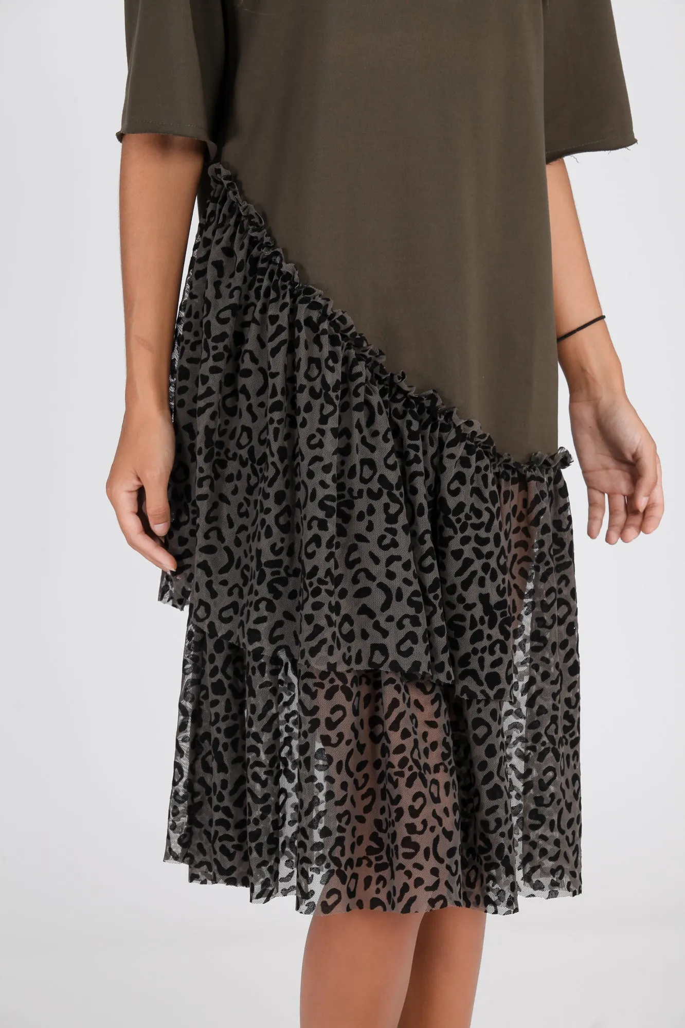 Vestido volantes tul print khaki