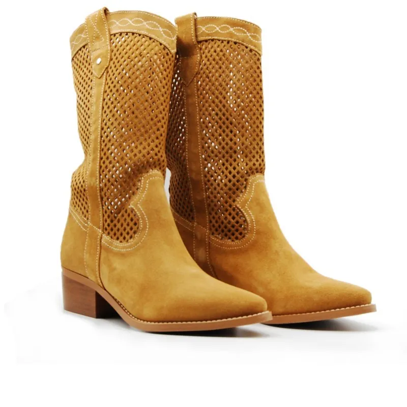 VEXED 6984 Beige y Cuero Bota Western calada tacón medio mujer